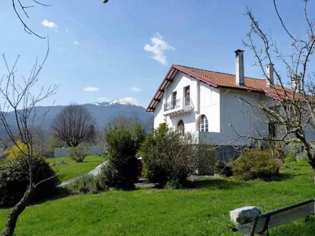 Le Toit Rouge B&B Heches