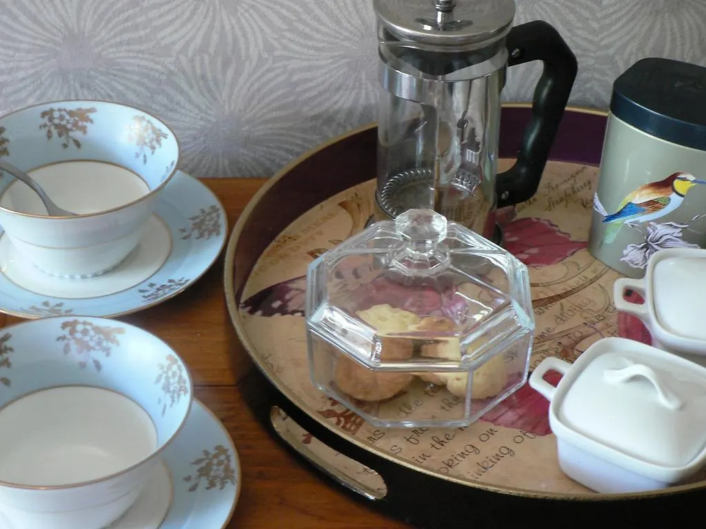 Le Toit Rouge B&B Heches Bed & Breakfast