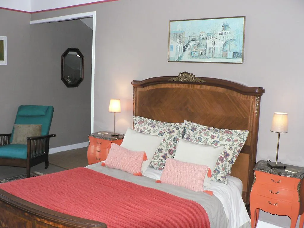 Le Toit Rouge B&B Heches Bed & Breakfast