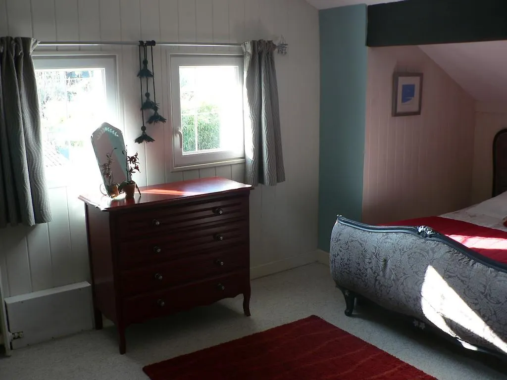 Le Toit Rouge B&B Heches Bed & Breakfast